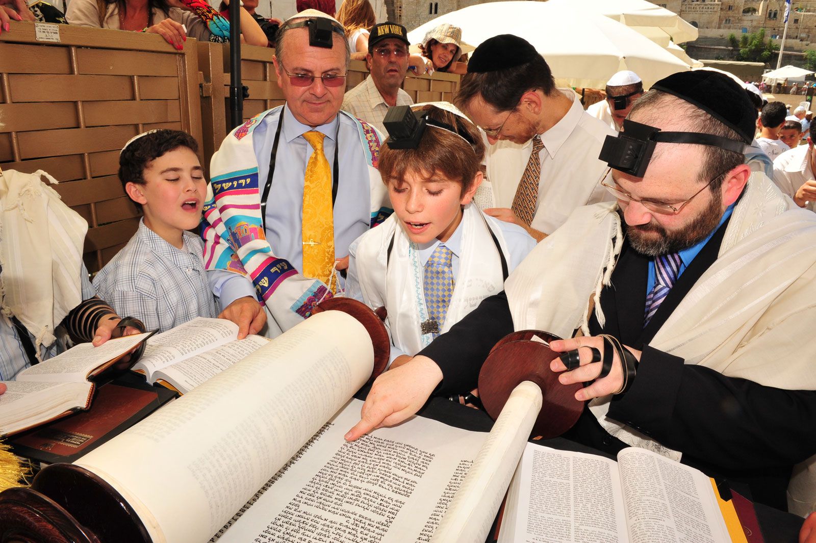 Bar Mitzvah Definition Amp Facts Britannica