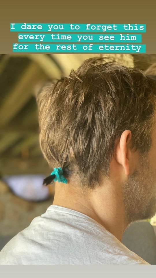 Ryan Reynolds Hair In A Teeny Tiny Ponytail Is Quite Something Metro News