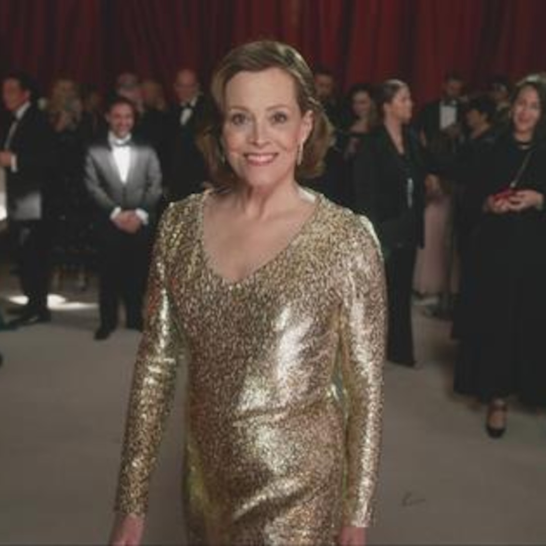 Sigourney Weaver Oscars 2023 E Glambot